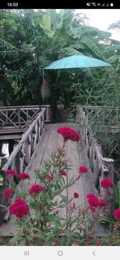 About Sarin Homestay Баттамбанг Екстер'єр фото