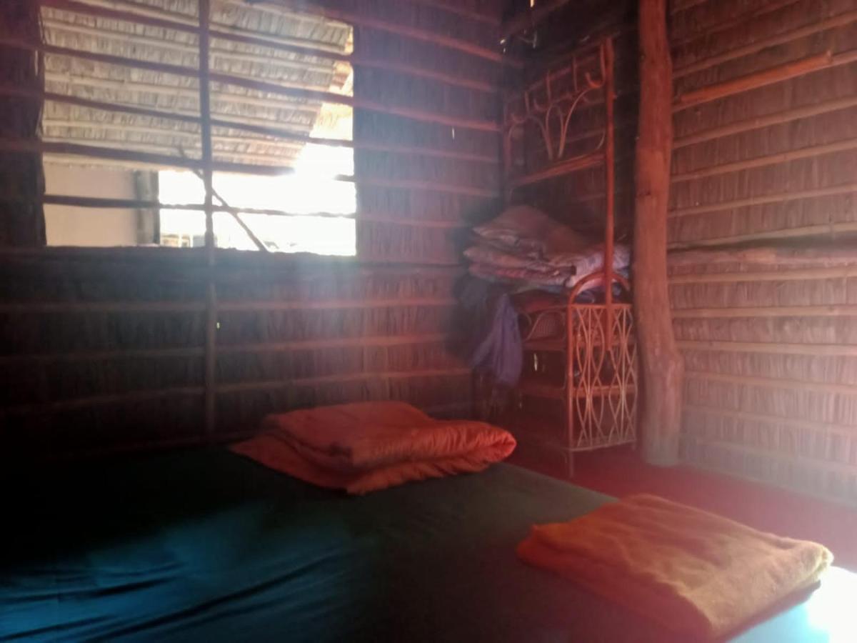 About Sarin Homestay Баттамбанг Екстер'єр фото
